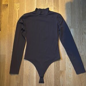 Contour Turtleneck Longsleeve Bodysuit